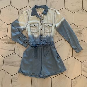 Ombré chambray long sleeve shorts romper w/ collar